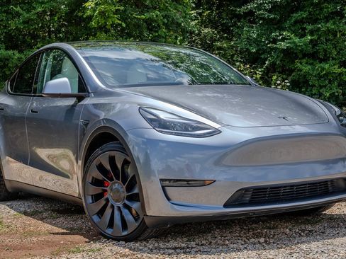 Used 2024 Tesla Model Y Performance AWD/4WD image 7