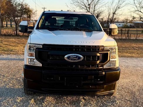 Used 2022 Ford F350 XL w/ Power Equipment Group image 10