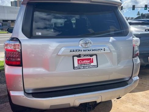 Used 2024 Toyota 4Runner SR5 Premium image 2