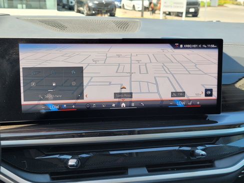 Used 2025 BMW X7 xDrive40i AWD/4WD image 14