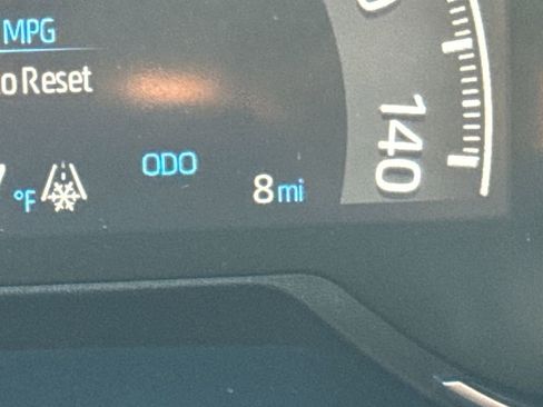 New 2025 Toyota RAV4 SE image 21