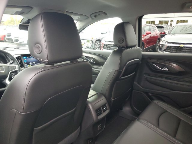 Certified 2024 GMC Terrain SLT FWD image 10