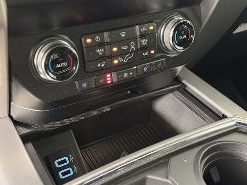 Used 2019 Ford F350 Platinum w/ Platinum Ultimate Package image 21