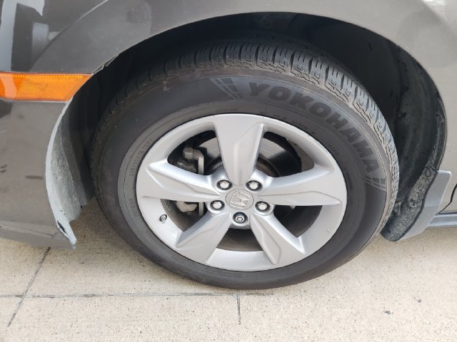Used 2019 Honda Odyssey EX image 8