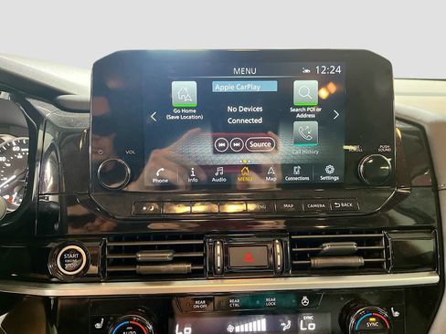 Used 2024 Nissan Pathfinder SL AWD/4WD image 15