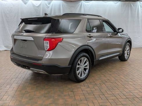 Certified 2021 Ford Explorer XLT w/ Equipment Group 202A AWD/4WD image 7