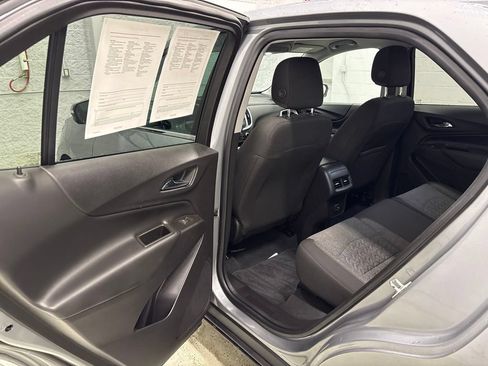 Used 2024 Chevrolet Equinox LT AWD/4WD image 30