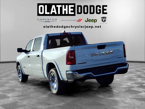 New 2026 RAM 1500 Big Horn AWD/4WD image 3