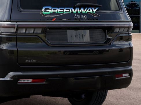 New 2026 Jeep Grand Wagoneer 4WD w/ Premium Group I image 13