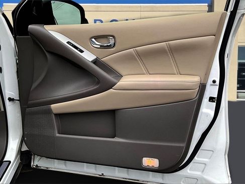 Used 2014 Nissan Murano SL w/ Navigation Package image 27