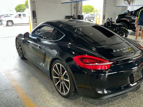 Used 2014 Porsche Cayman S RWD image 3