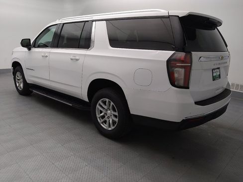 Used 2021 Chevrolet Suburban LT AWD/4WD image 3