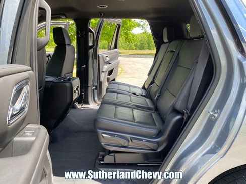 Used 2023 Chevrolet Tahoe LT w/ Luxury Package AWD/4WD image 40
