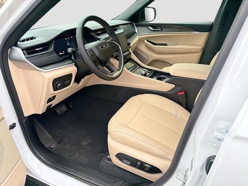 New 2026 Jeep Grand Cherokee Limited AWD/4WD image 25