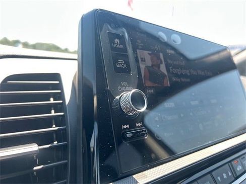 New 2026 Honda Odyssey EX-L image 14