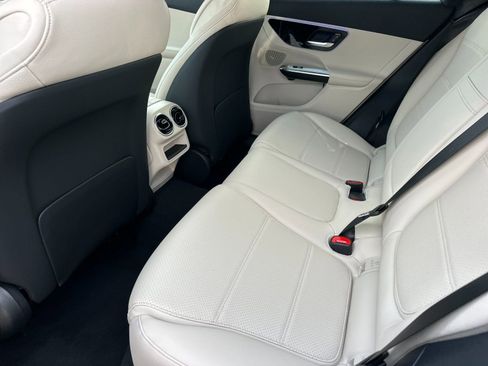 New 2026 Mercedes-Benz GLC 300 4MATIC image 12