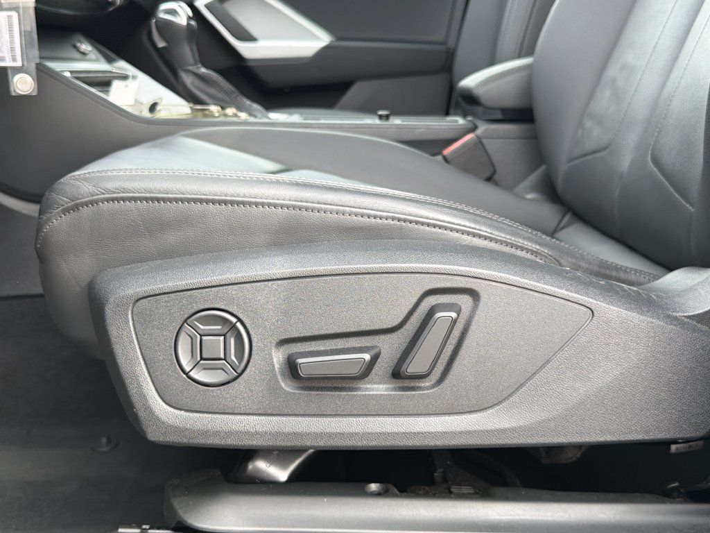 Used 2025 Audi Q3 2.0T Premium AWD/4WD image 22