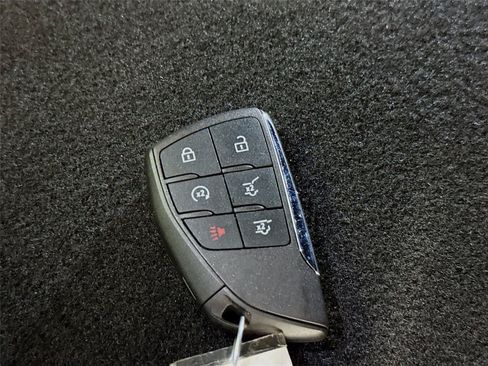 Used 2025 GMC Yukon Elevation AWD/4WD image 22