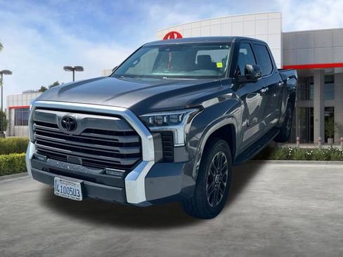 Used 2023 Toyota Tundra Limited AWD/4WD image 3