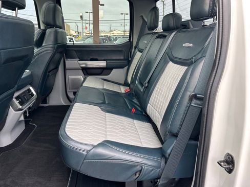 Used 2021 Ford F150 Limited image 9