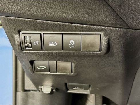 Certified 2026 Toyota Corolla Cross XLE w/ Convenience Package image 10