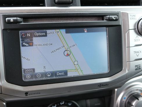 Used 2015 Toyota 4Runner SR5 image 30