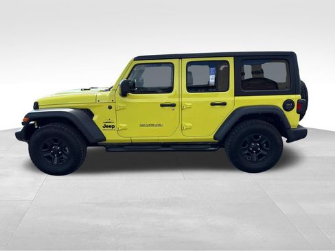 Used 2024 Jeep Wrangler Unlimited Sport AWD/4WD image 2
