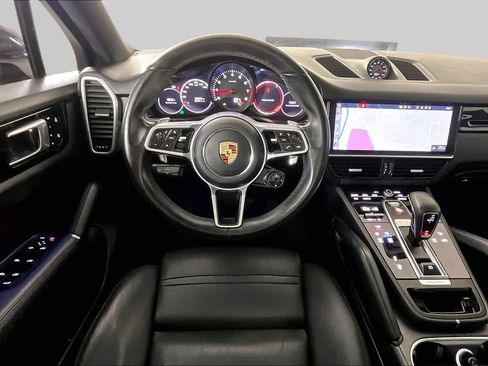 Used 2020 Porsche Cayenne AWD/4WD image 6