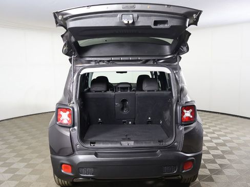 Used 2017 Jeep Renegade Altitude image 14