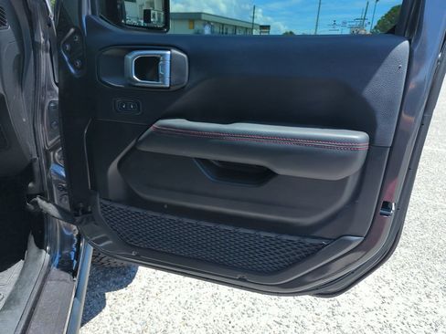 Used 2022 Jeep Wrangler Unlimited Rubicon AWD/4WD image 31