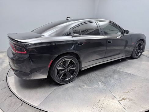 Used 2016 Dodge Charger R/T RWD image 5
