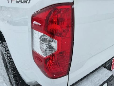 Used 2019 Toyota Tundra SR5 image 18