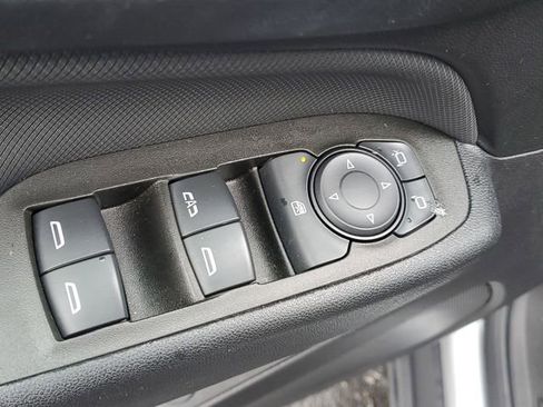 Certified 2023 Chevrolet Equinox RS image 18