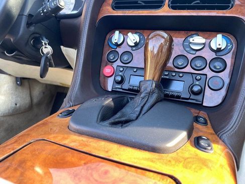 Used 2003 Aston Martin DB7 Vantage image 61