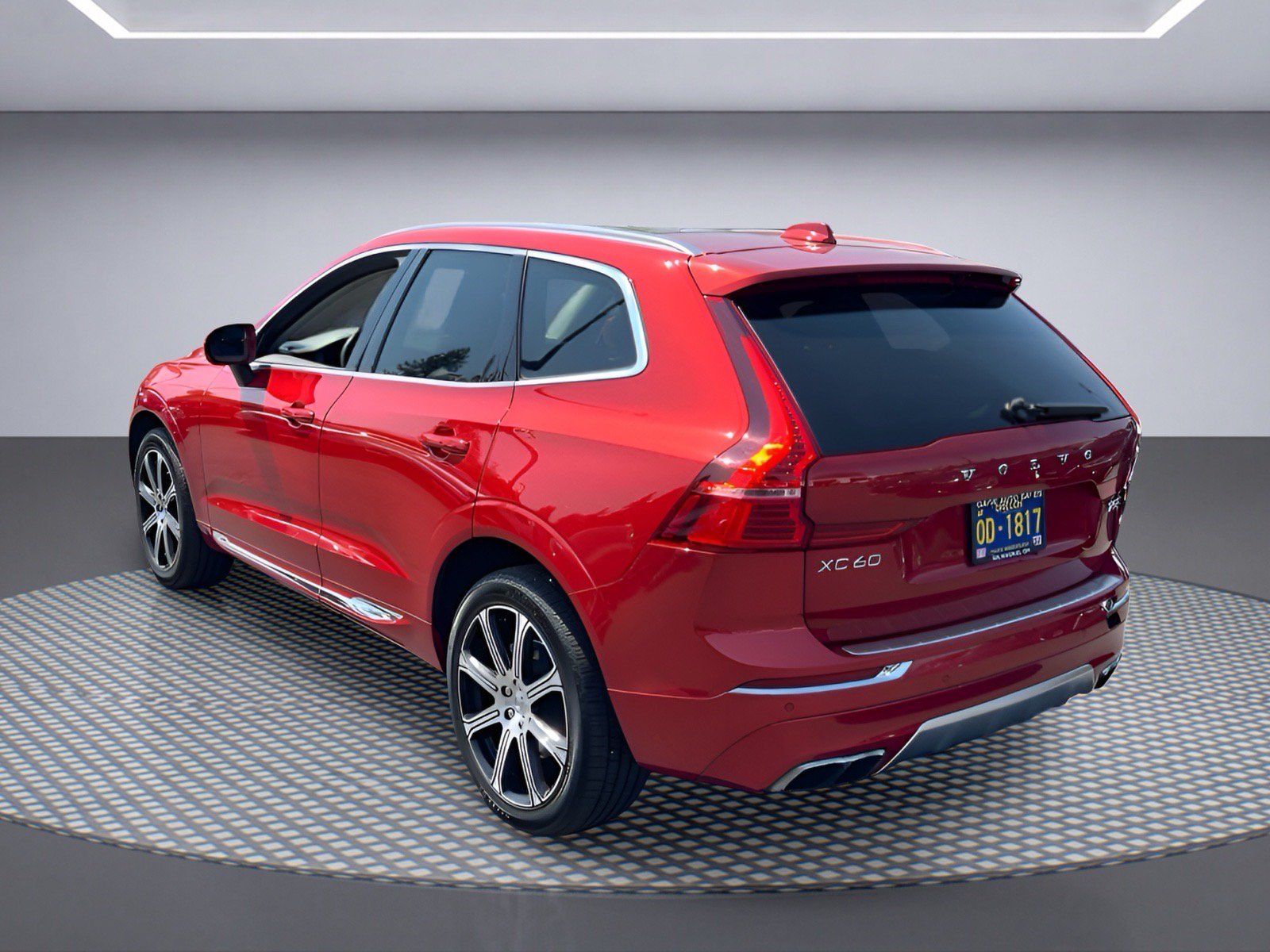 Used 2020 Volvo XC60 T5 Inscription w/ Protection Package Premier AWD/4WD image 4