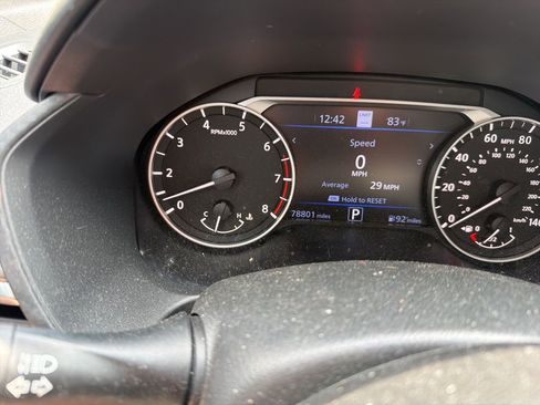 Used 2019 Nissan Altima 2.5 Platinum image 2