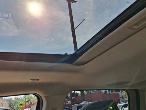 Used 2024 RAM 3500 Laramie w/ Safety Group image 21