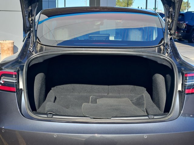 Used 2018 Tesla Model 3 Long Range RWD image 10