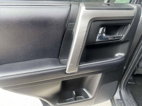 Used 2019 Toyota 4Runner SR5 AWD/4WD image 13