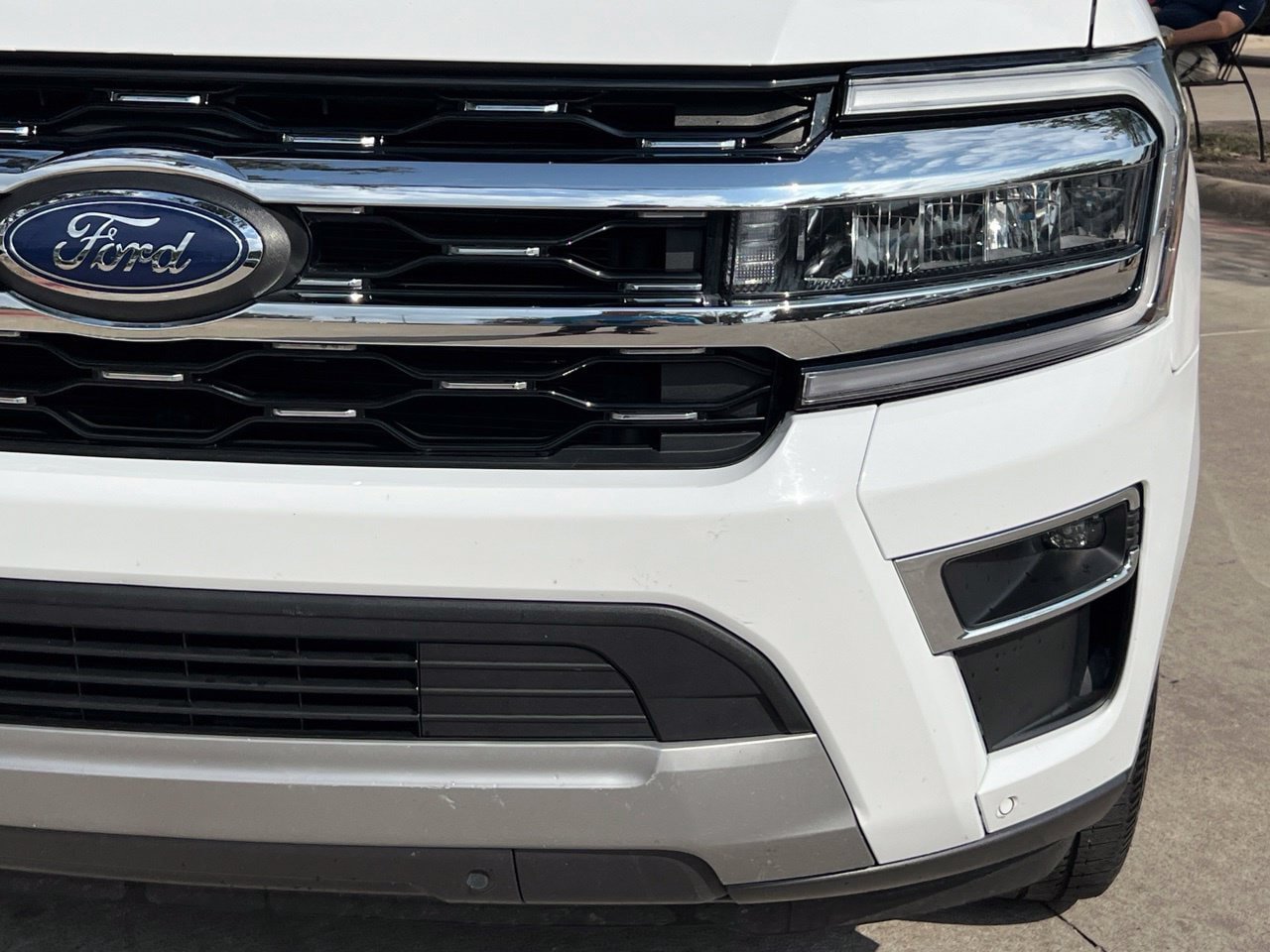 Used 2024 Ford Expedition Max Limited AWD/4WD image 10