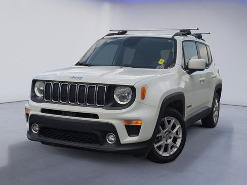 Used 2021 Jeep Renegade Latitude FWD image 2