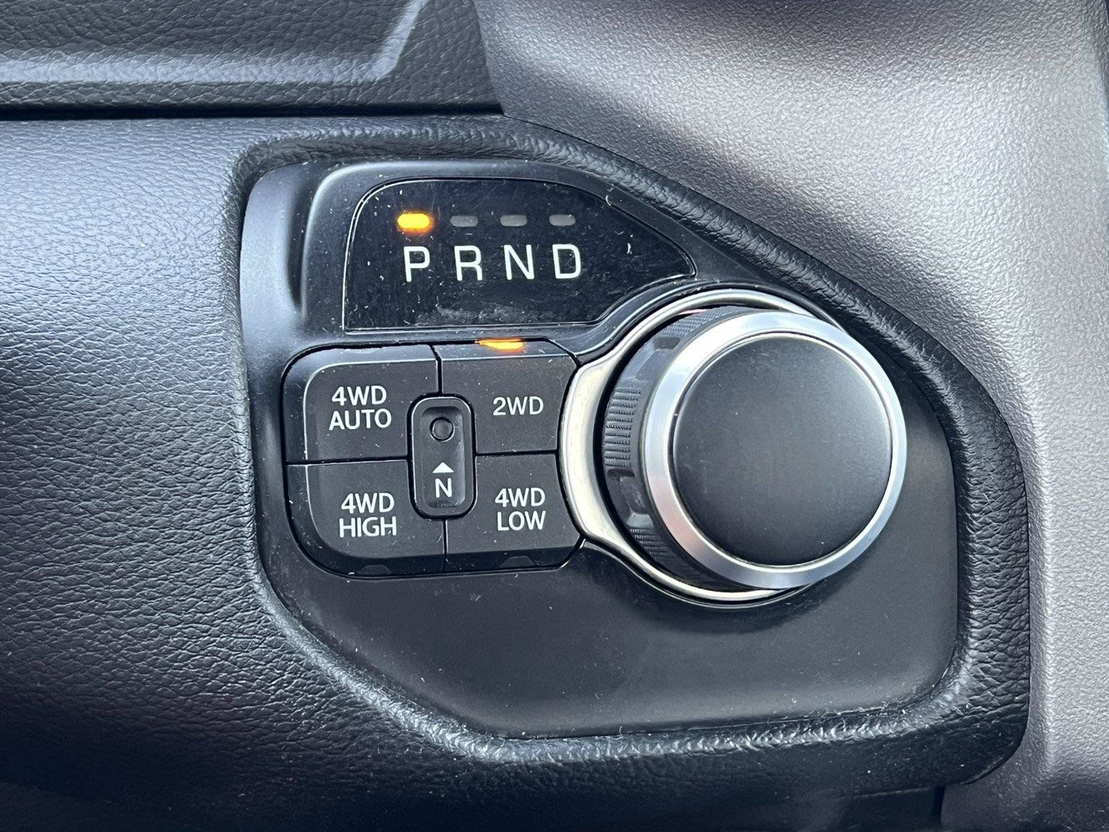 Used 2022 RAM 1500 Big Horn AWD/4WD image 34