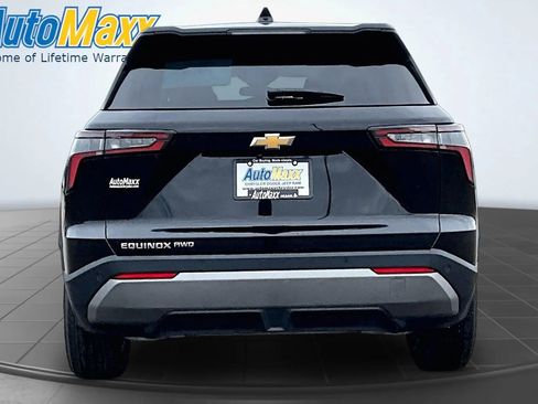 Used 2025 Chevrolet Equinox LT AWD/4WD image 7