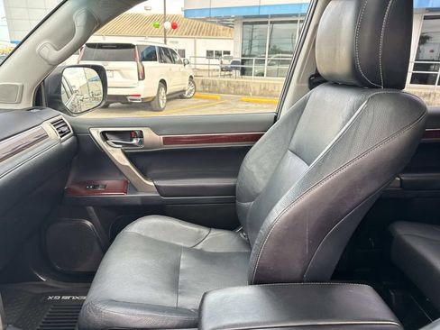 Used 2018 Lexus GX 460 image 15