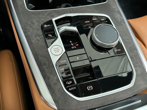 New 2026 BMW X5 xDrive40i w/ Climate Comfort Package image 22