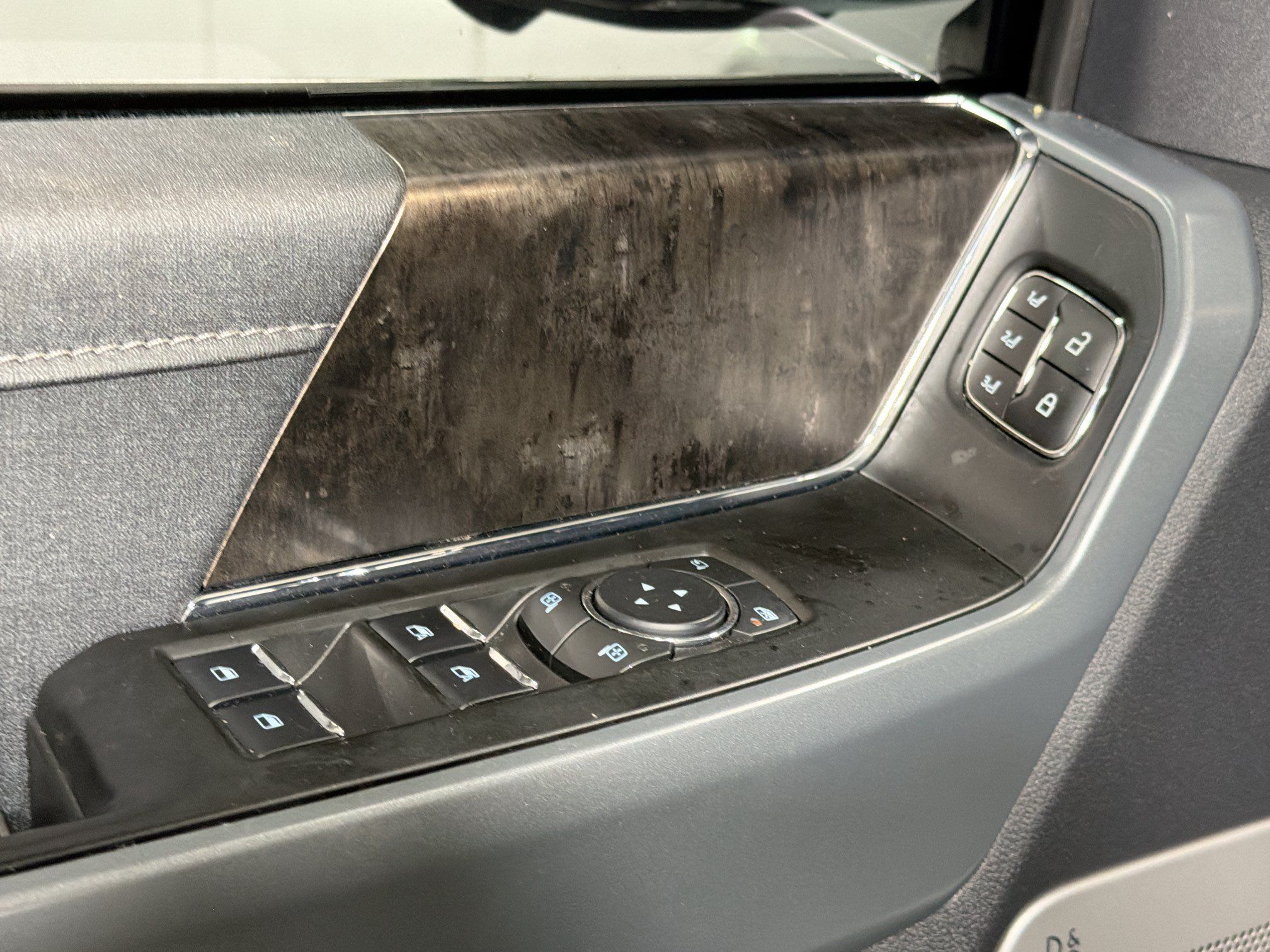 Used 2023 Ford F150 Lariat w/ Trailer Tow Package AWD/4WD image 22