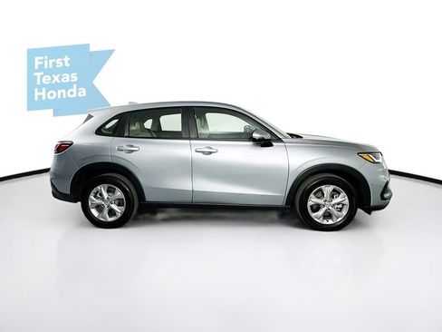 Used 2023 Honda HR-V LX image 8