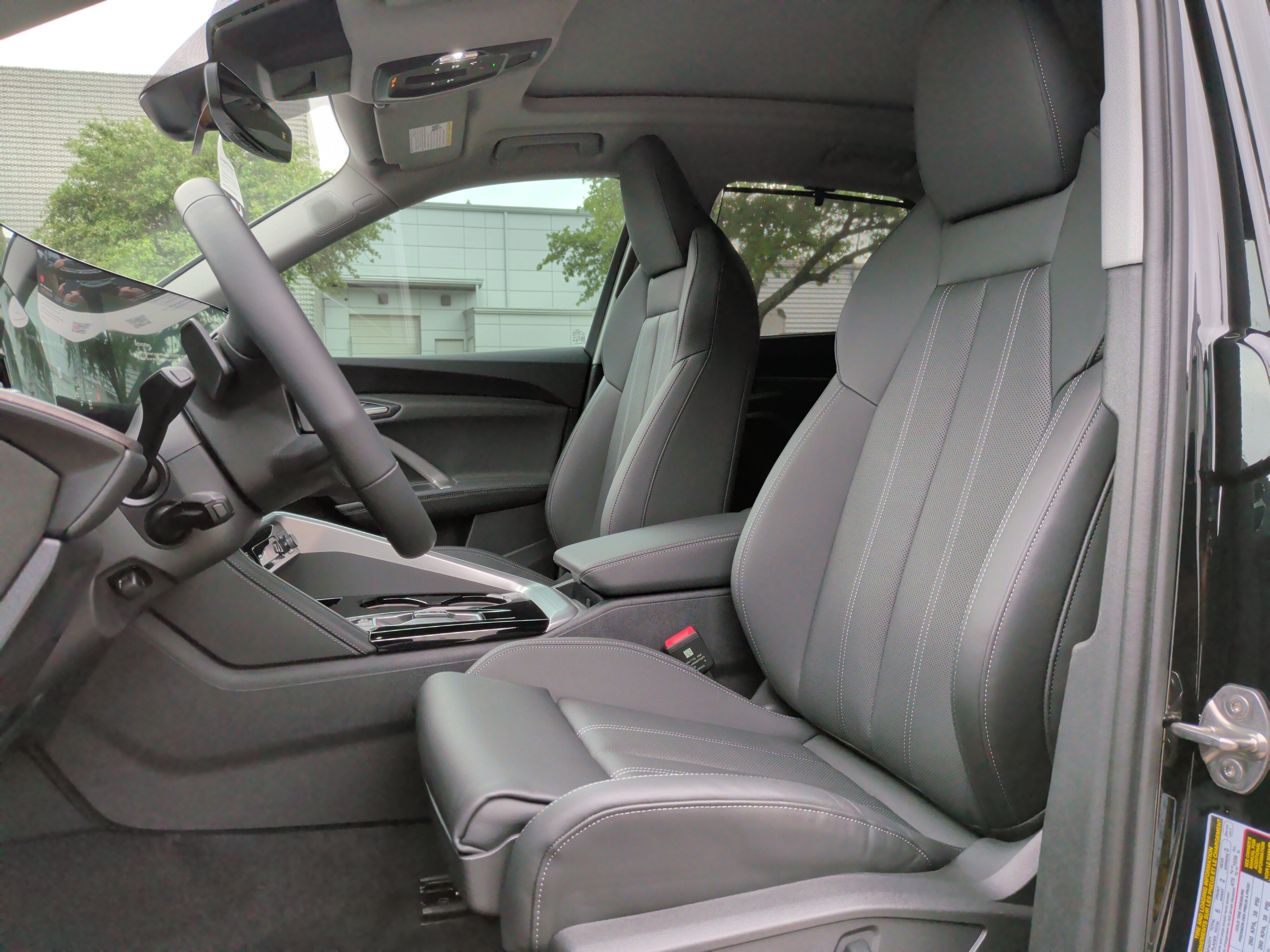Used 2025 Audi Q5 Premium AWD/4WD image 14