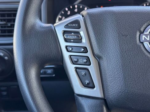 Used 2023 Nissan Titan SV image 24