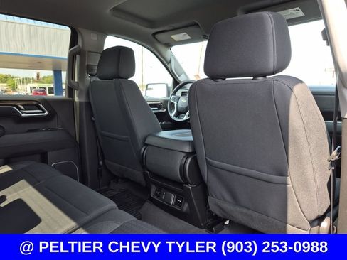 Used 2023 Chevrolet Silverado 1500 LT AWD/4WD image 16